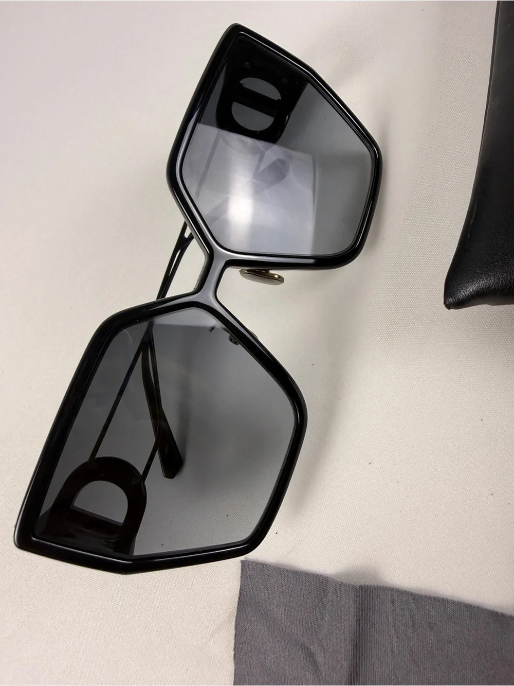 Dior Black Geometric Women's Sunglasses with Dark Gray Lenses